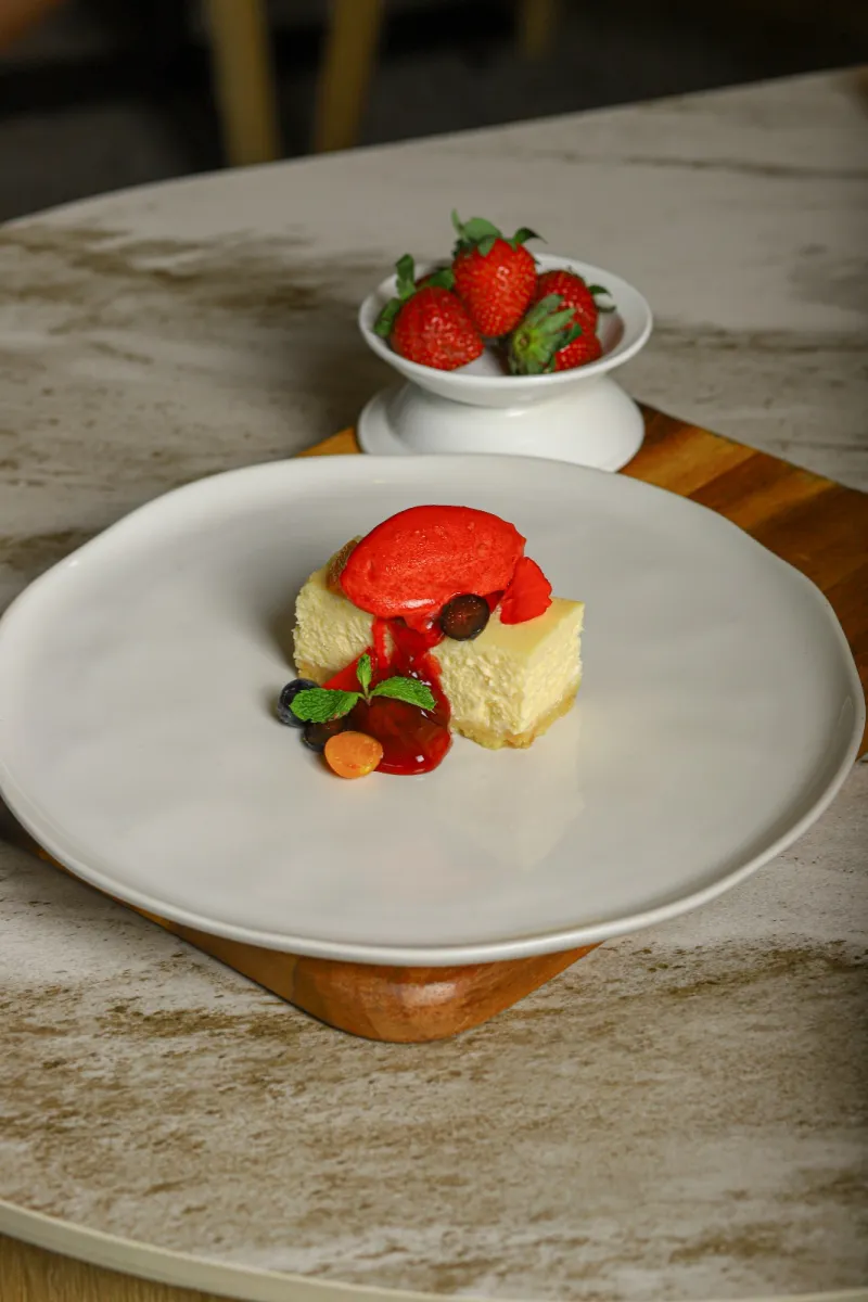 BERRY`S CHEESE CAKE